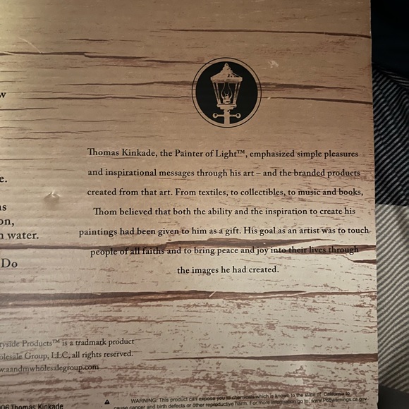 Thomas Kinkade glass cutting board - Picture 3 of 7